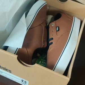 Etnies Blitz Skate Shoe